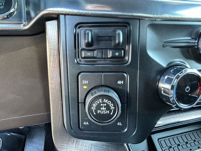 New 2026 Carbonized Gray Metallic Ford King Ranch image 24