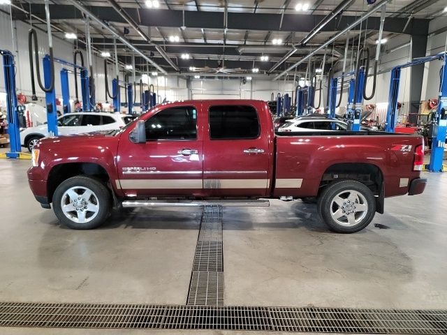 Used 2014 Sonoma Red Metallic GMC Denali image 4