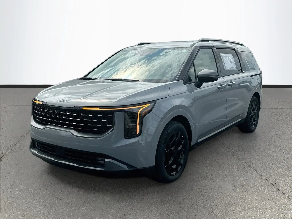 New 2026 Ceramic Silver Kia SX Prestige image 3