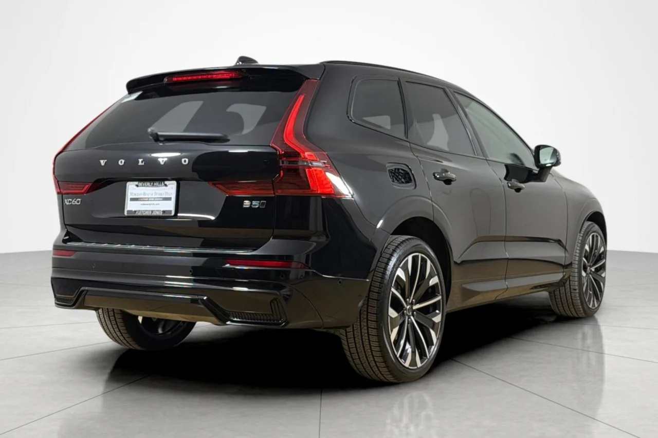 Used 2026 BLACK Volvo Ultra image 5