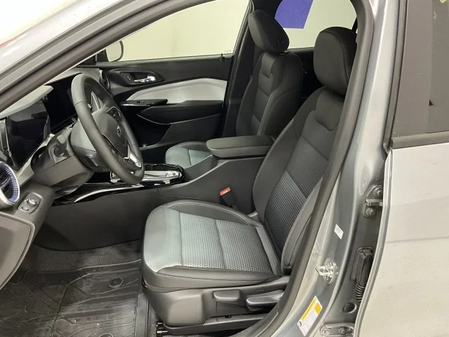 2026 Chevrolet Trax LT - Photo 23