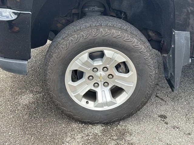 Used 2018 Black Chevrolet LT image 11