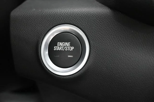 Used 2024 Downpour Metallic GMC SLE image 20