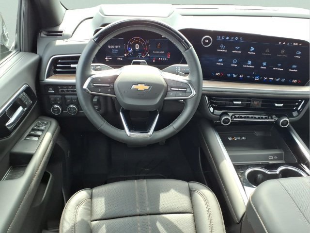 New 2026 Black Chevrolet High Country image 4