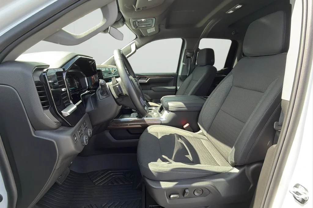 2026 Chevrolet Silverado 1500 RST - Photo 17
