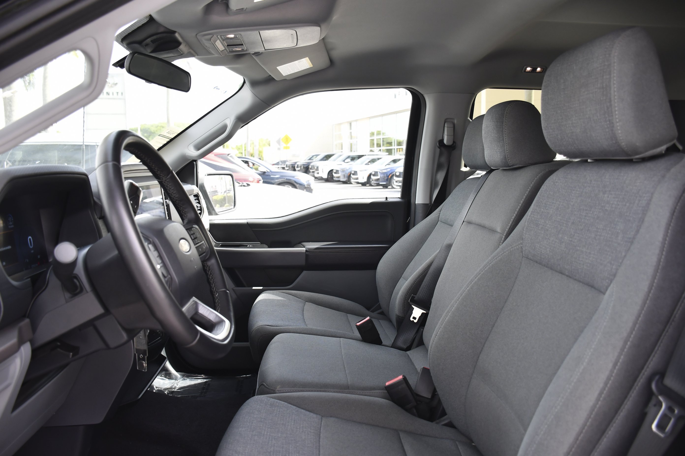 Used 2025 Black Metallic Ford XLT image 21