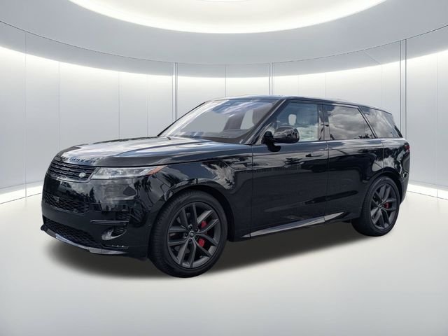 Used 2023 Black Land Rover SE Dynamic image 2