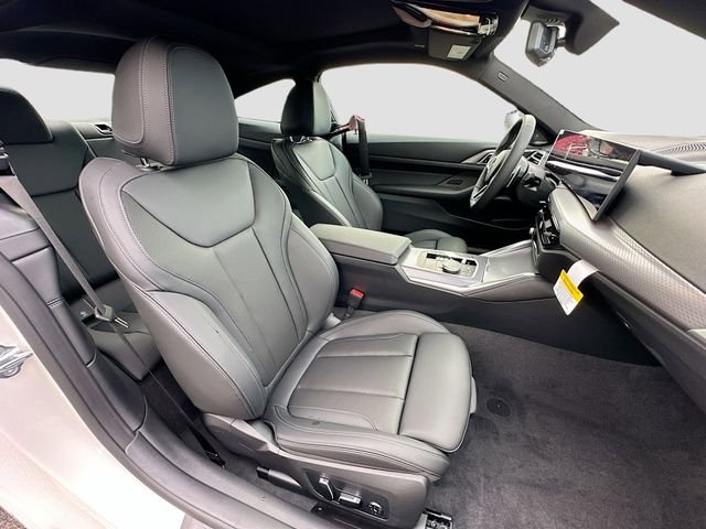 New 2026 White BMW 430i image 23