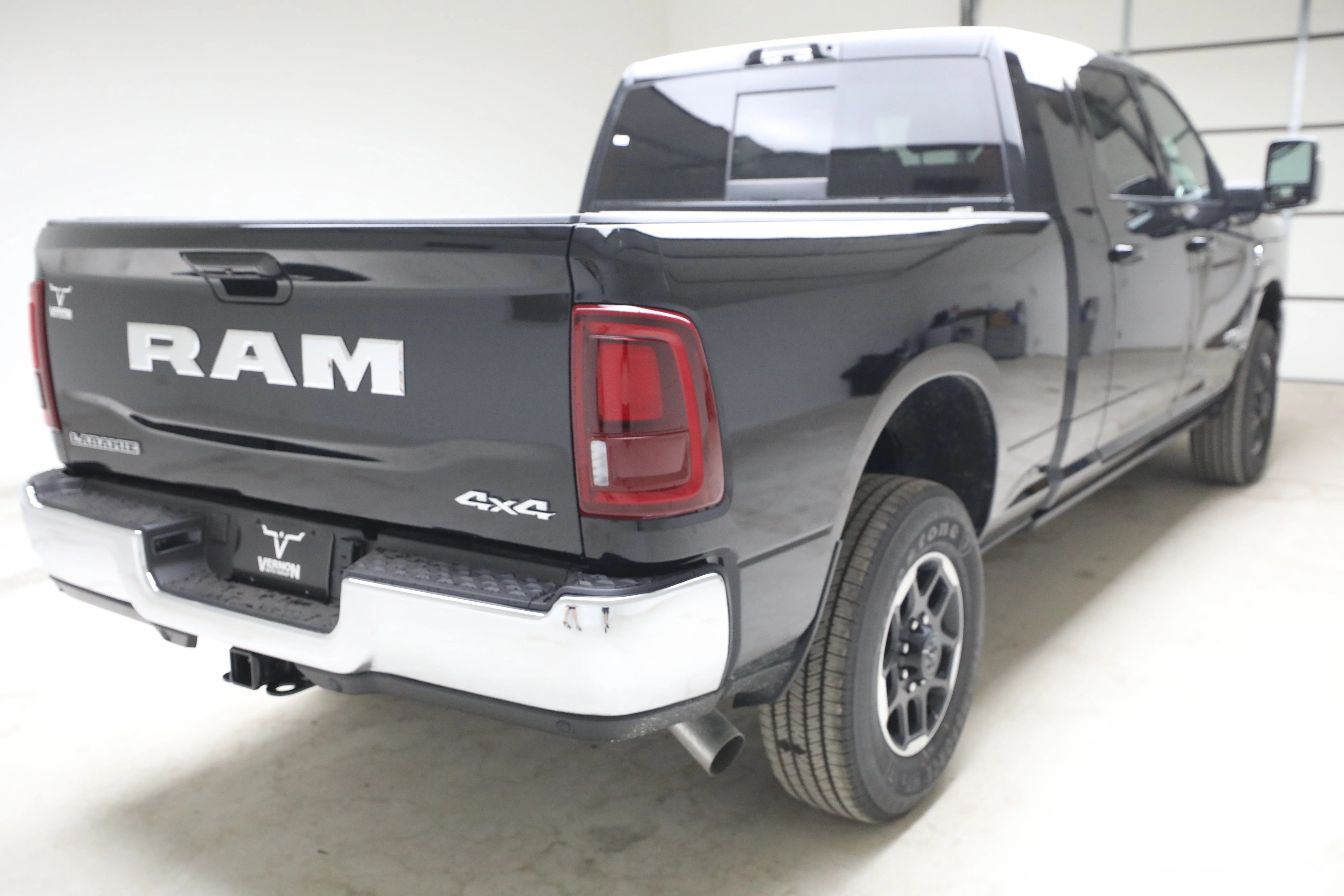New 2026 Ram 3500 SRW Laramie Mega Cab 4x4