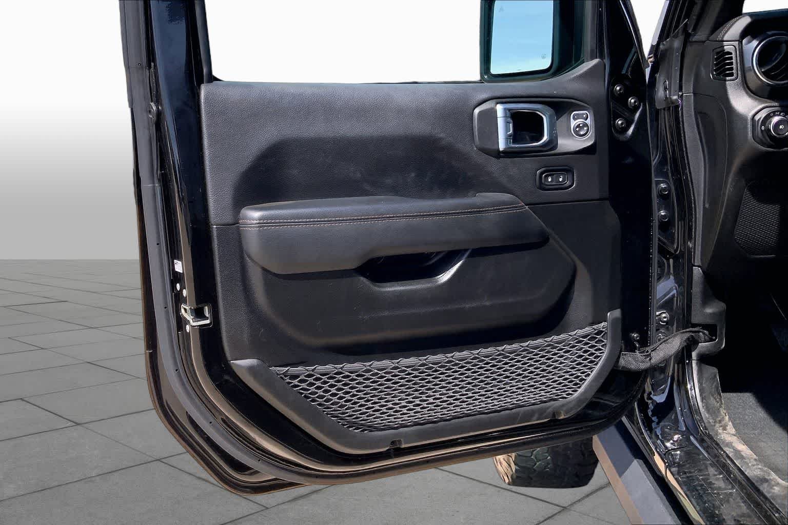 Certified Used 2023 Black Clearcoat Jeep Rubicon 392 image 30