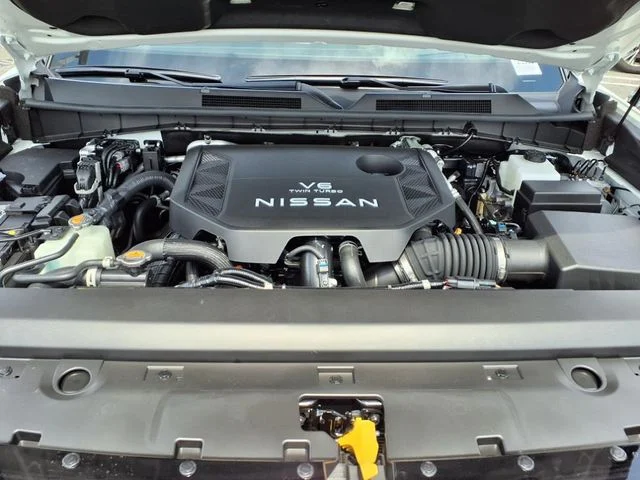 2025 Nissan Armada Platinum - Photo 17