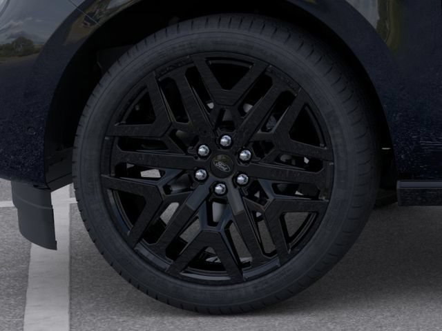 New 2026 Agate Black Metallic Ford Platinum image 19