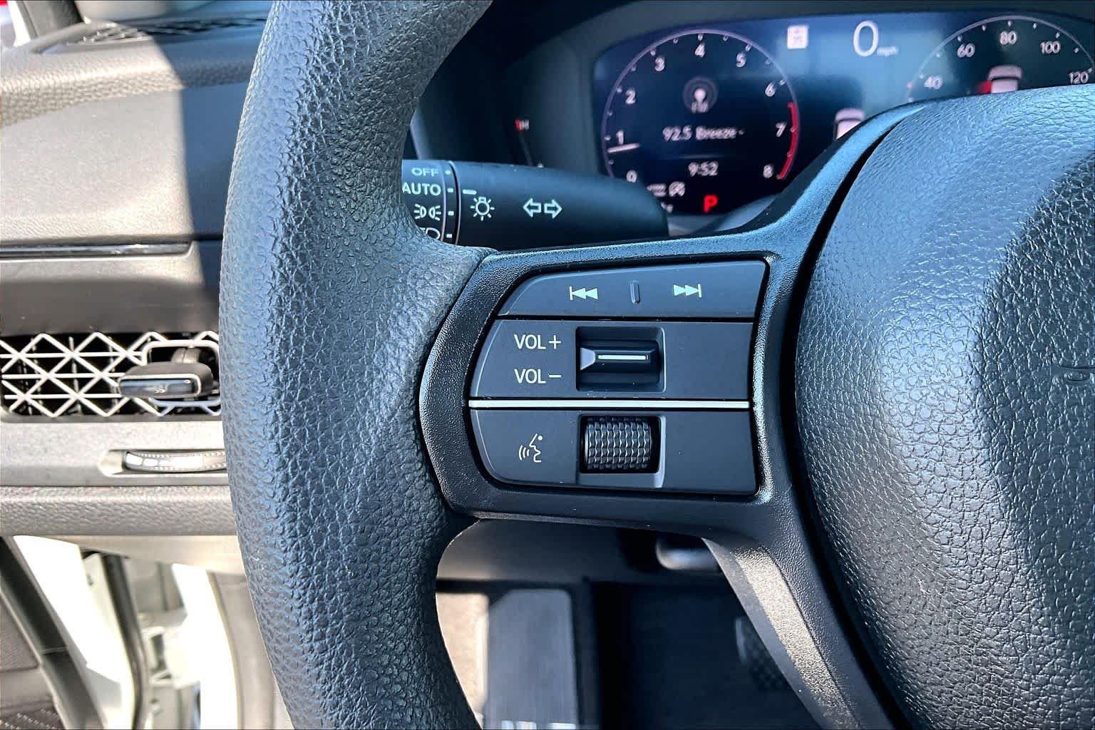 Used 2024 Platinum White Pearl Honda LX image 21