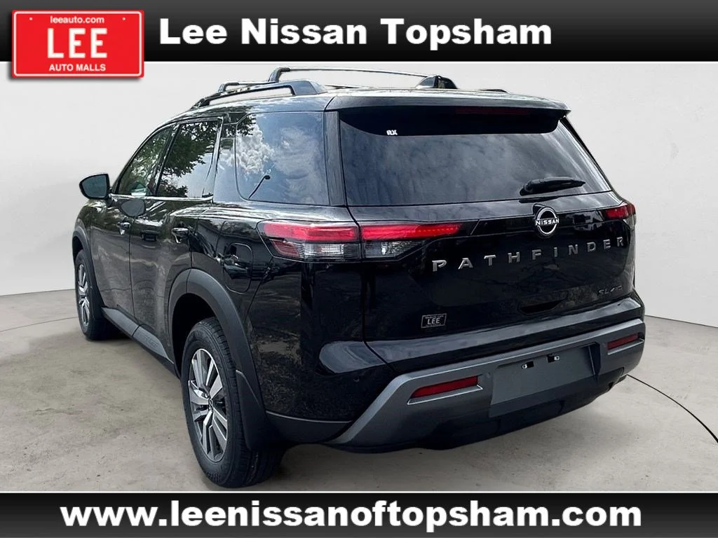 New 2026 Super Black Nissan SL image 3
