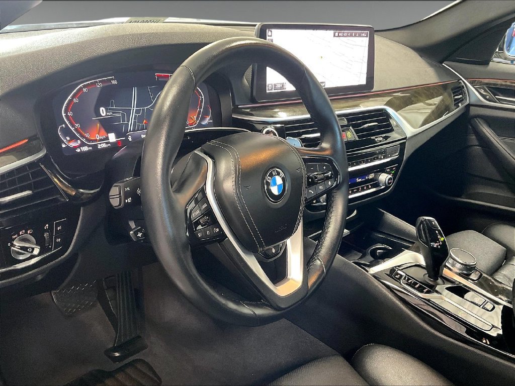 Used 2023 Alpine White BMW 530i xDrive image 8