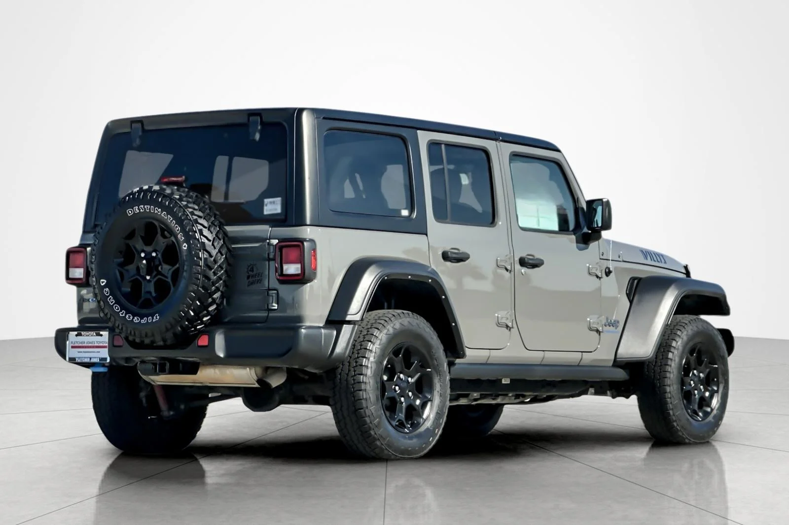 Used 2023 STING - GRAY Jeep S 4XE image 5