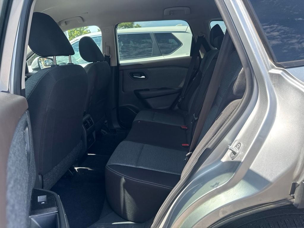 Used 2023 Silver Nissan SV image 8