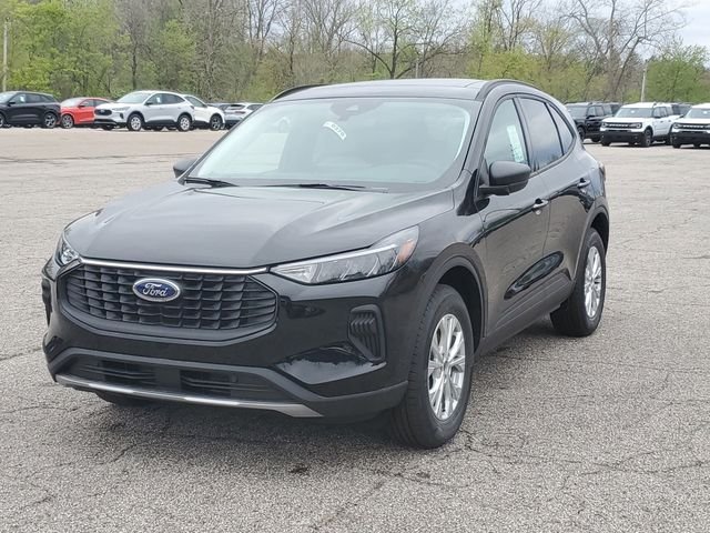 New 2026 Agate Black Metallic Ford Active® image 33