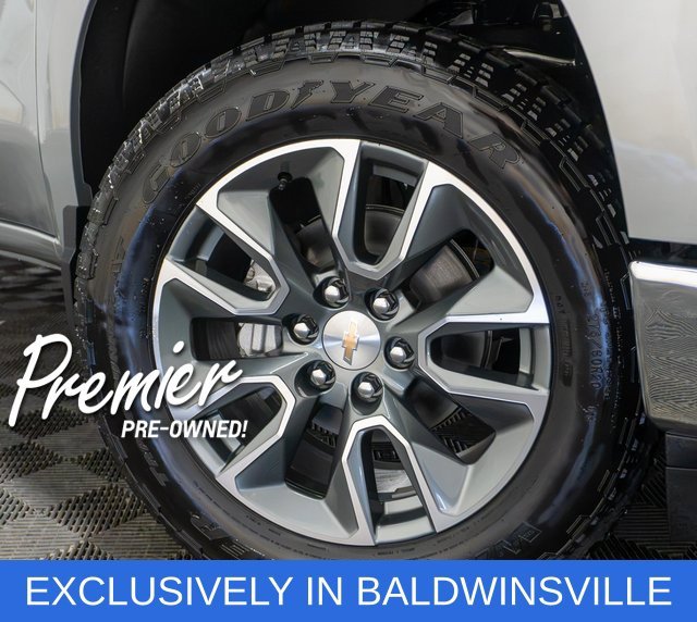 Used 2026 Gray Chevrolet LT image 8