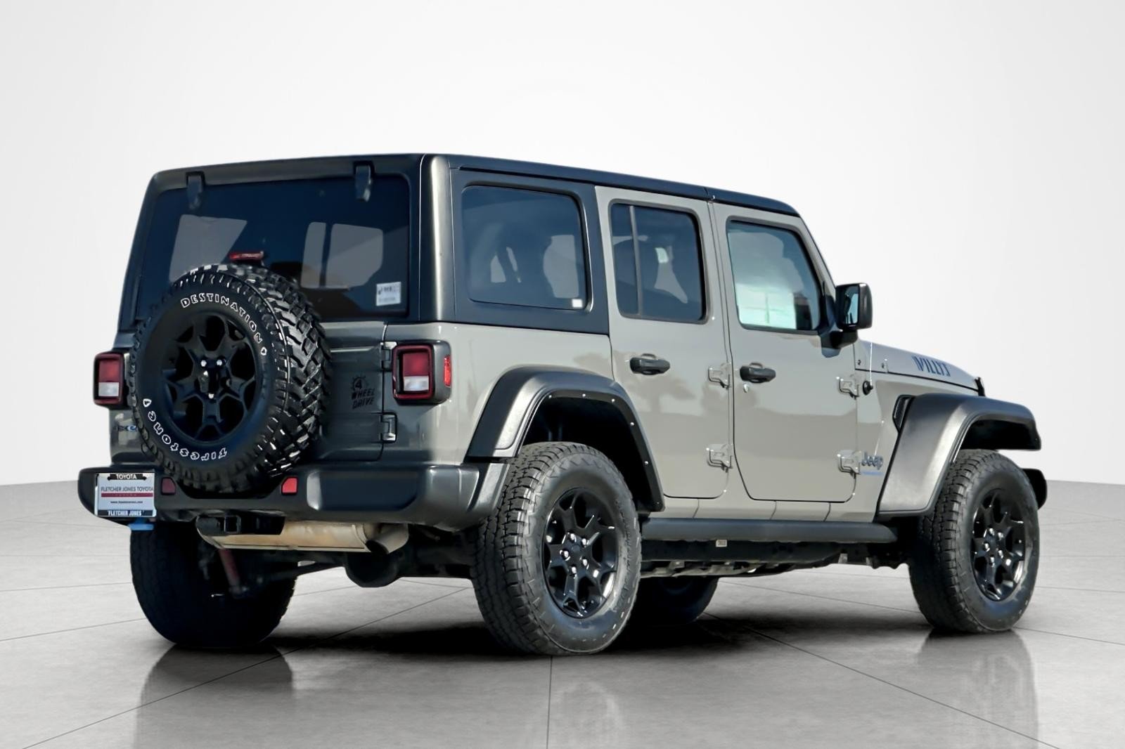Used 2023 STING - GRAY Jeep S 4XE image 5