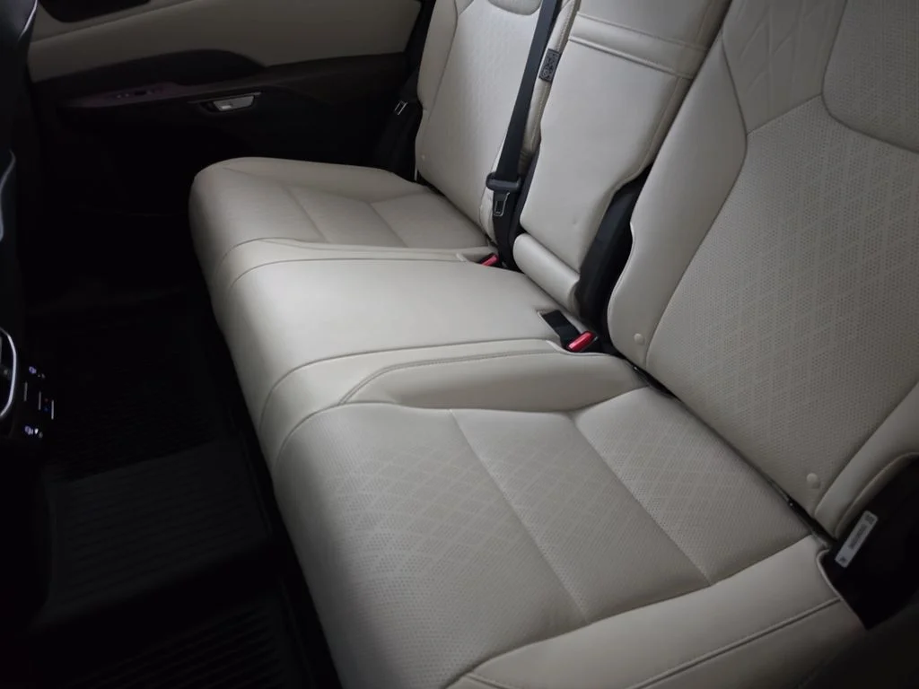 New 2026 Eminent White Pearl Lexus PREMIUM PLUS image 14