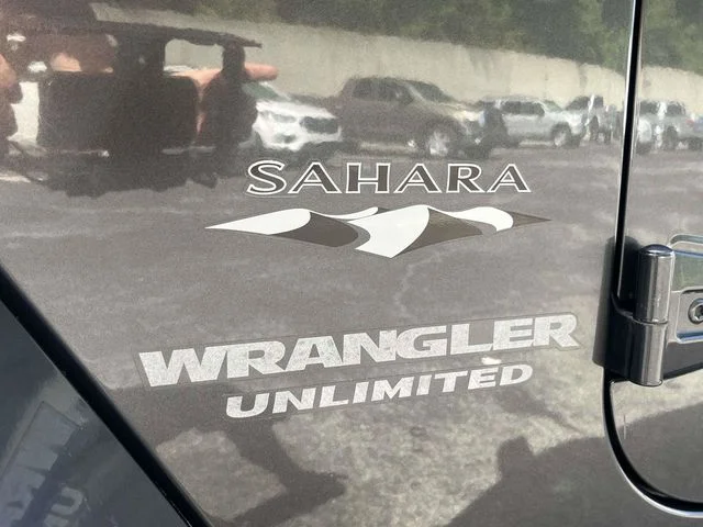 Used 2016 Gray Jeep Unlimited Sahara image 11