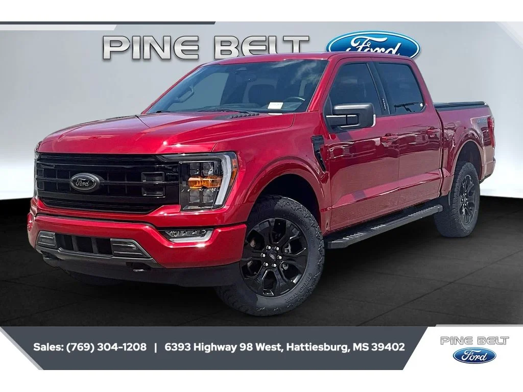 Used 2022 Rapid Red Metallic Tinted Clearcoat Ford XLT image 10
