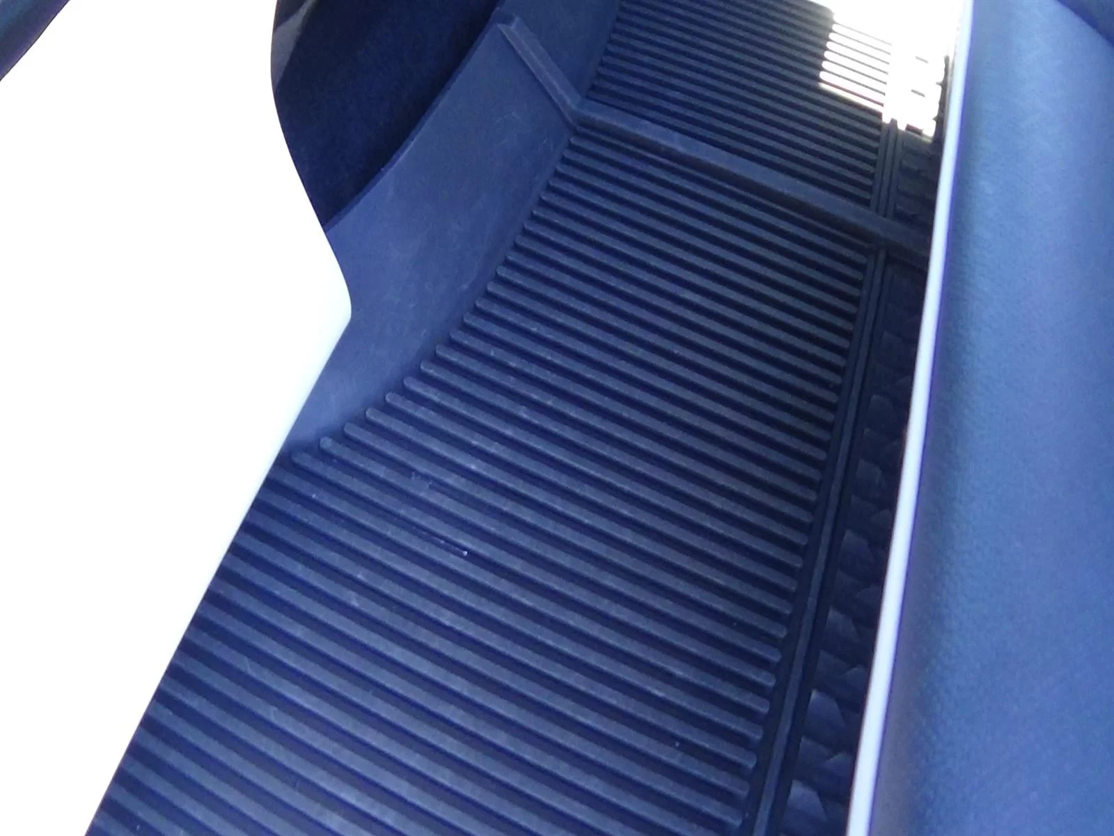 Certified Used 2025 Billet Silver Metallic Clear Coat (psc) RAM Laramie image 14
