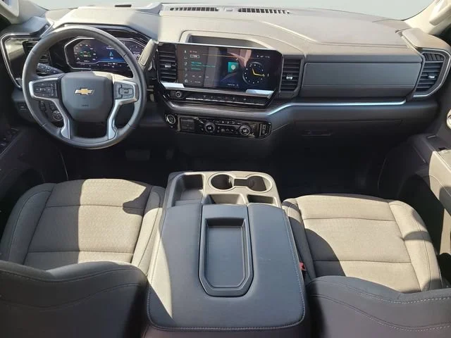 Used 2025 Summit White Chevrolet LT image 21