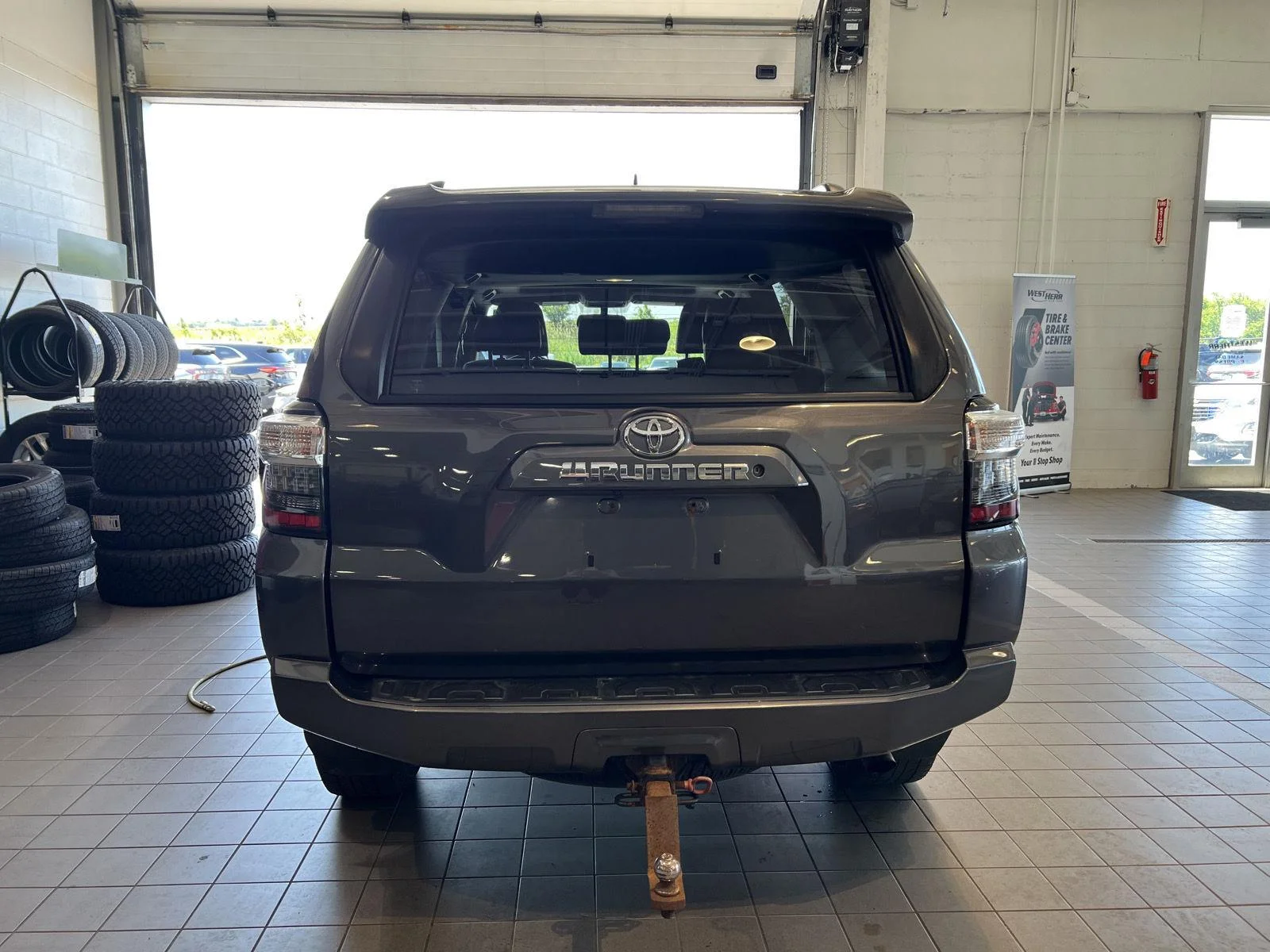 Used 2019 Gy Toyota SR5 image 6