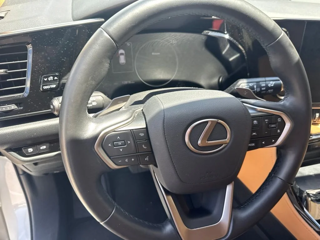 Certified Used 2025 White Lexus 350h Base image 29