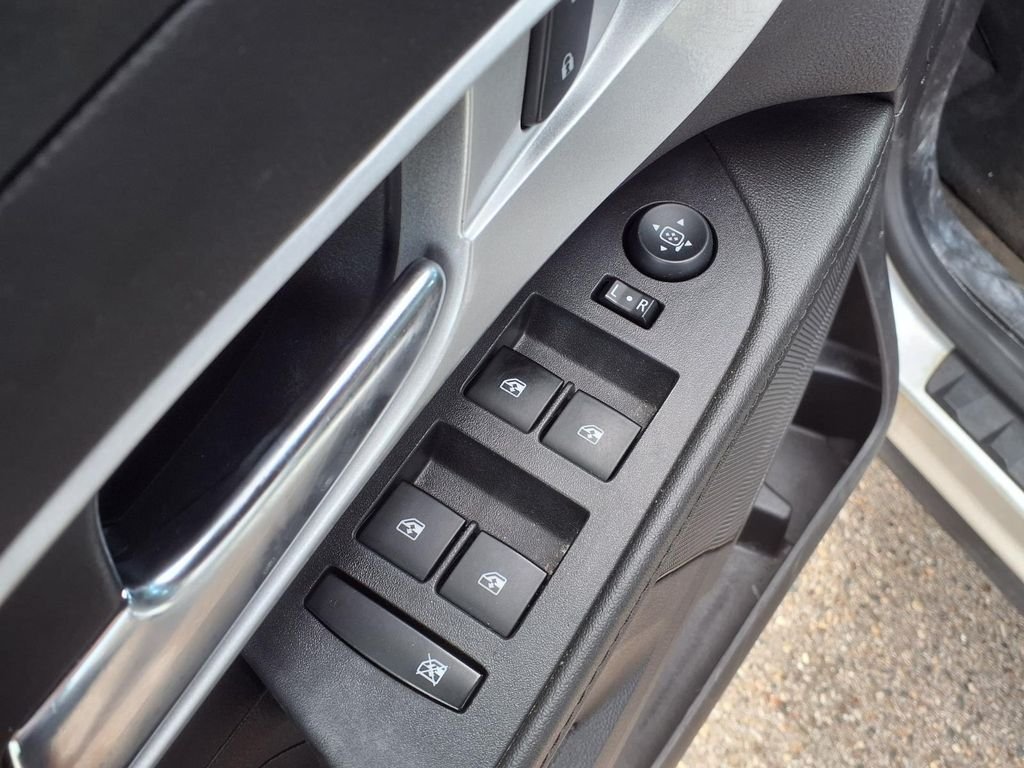 Used 2013 Silver Chevrolet LS image 13