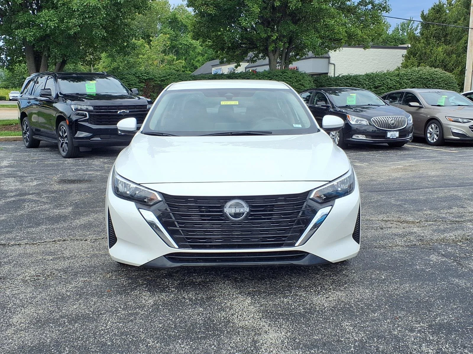 Used 2024 Aspen White Tricoat Nissan SV image 29