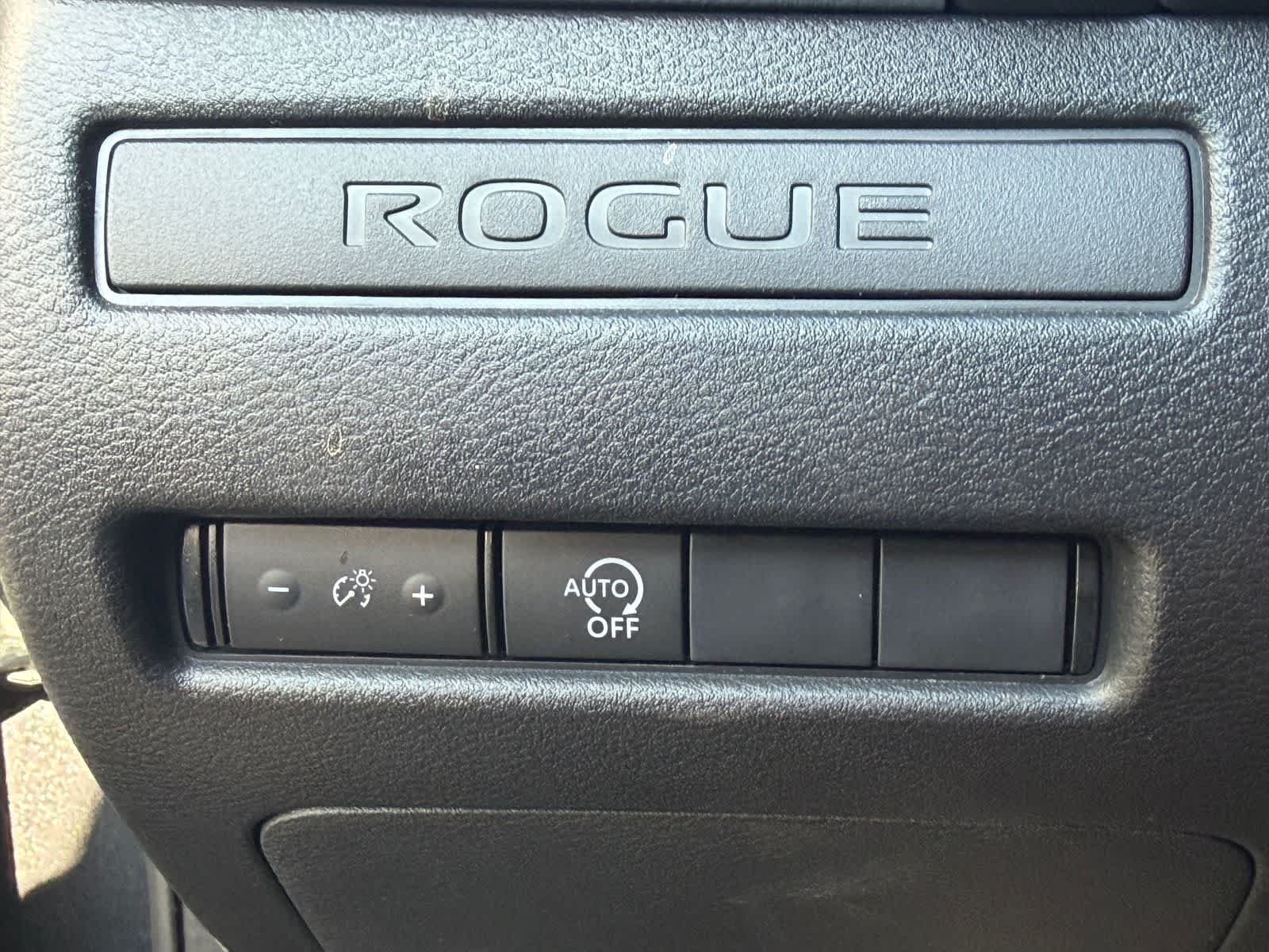 Used 2024 Gun Metallic Nissan S image 8