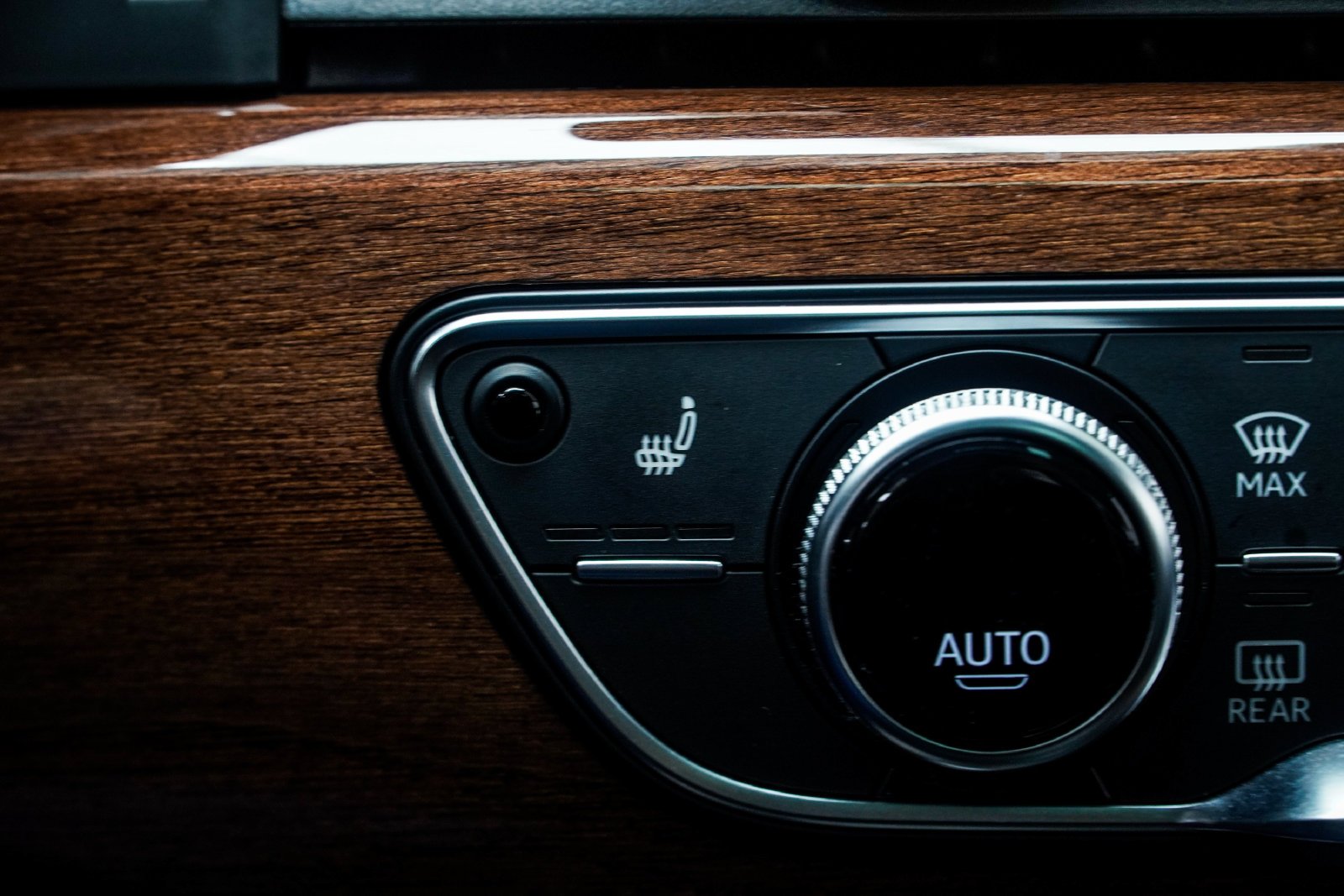Used 2022 Black Audi 40 Premium image 25
