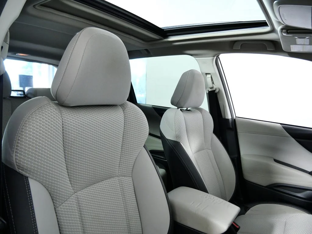 Used 2020 White Subaru Premium image 12