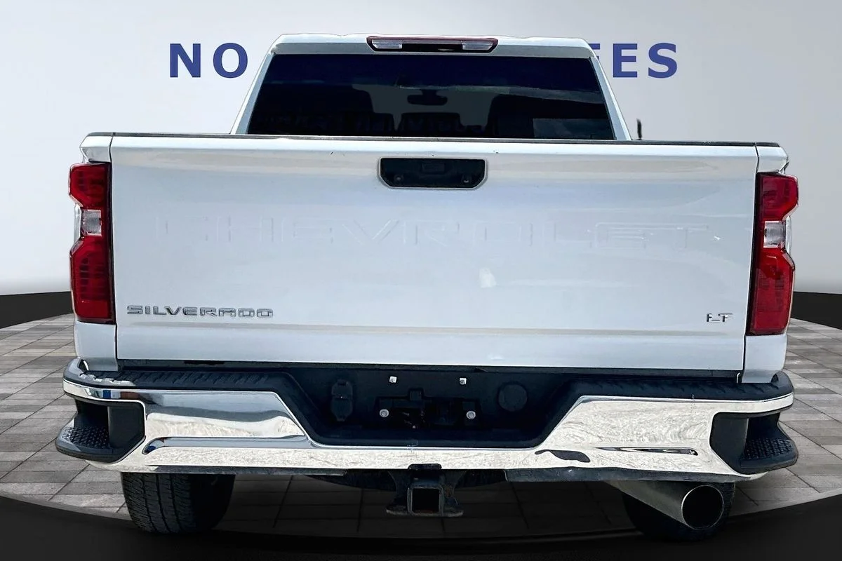 Used 2023 White Chevrolet 4WD Crew Cab Standard Bed LT image 5