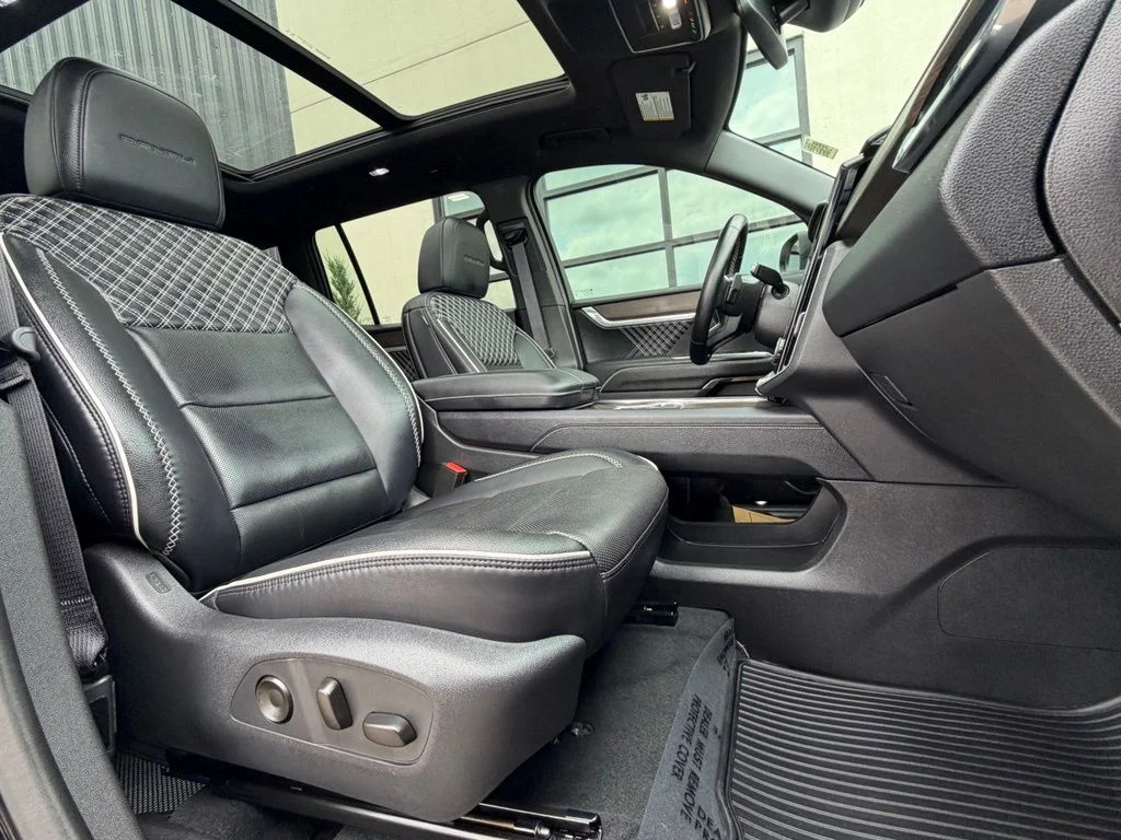 Used 2025 Black GMC Denali image 20