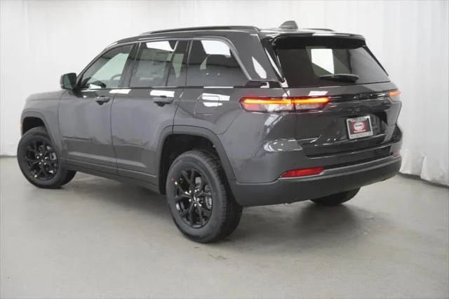 New 2026 Baltic Gray Metallic Clear-Coat Exterior Paint Jeep Laredo image 13