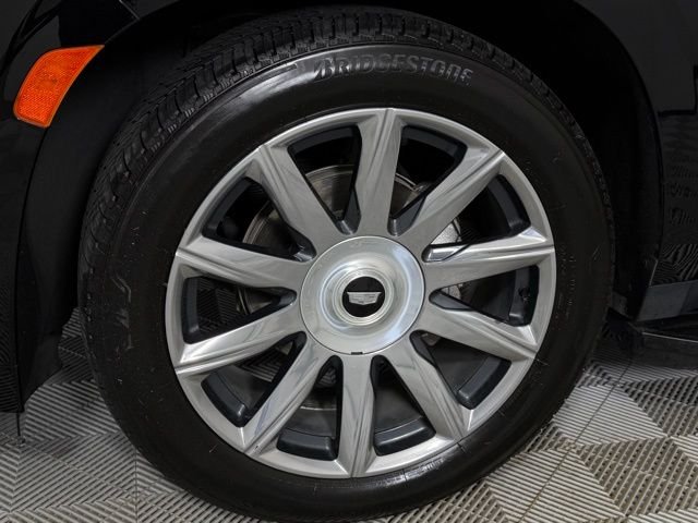 Used 2023 Black Raven Cadillac Premium Luxury Platinum image 4