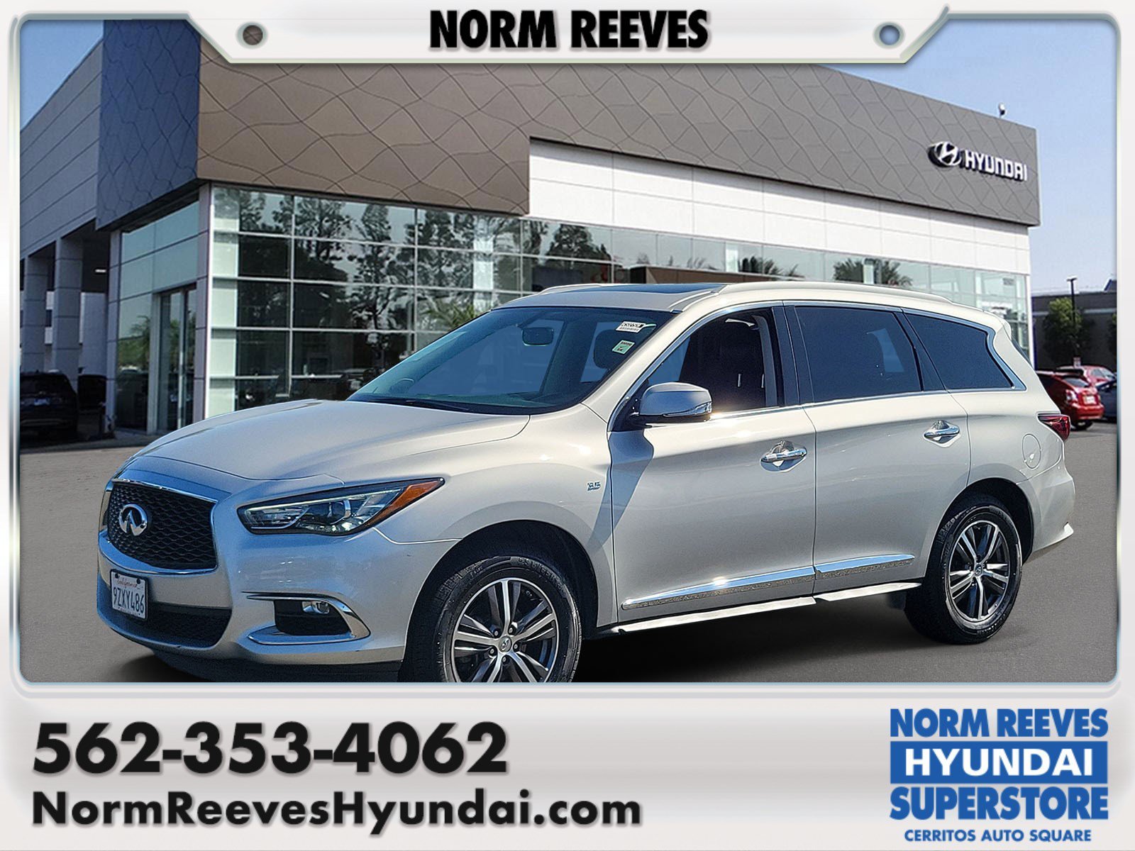 Used 2017 Liquid Platinum INFINITI  image 1