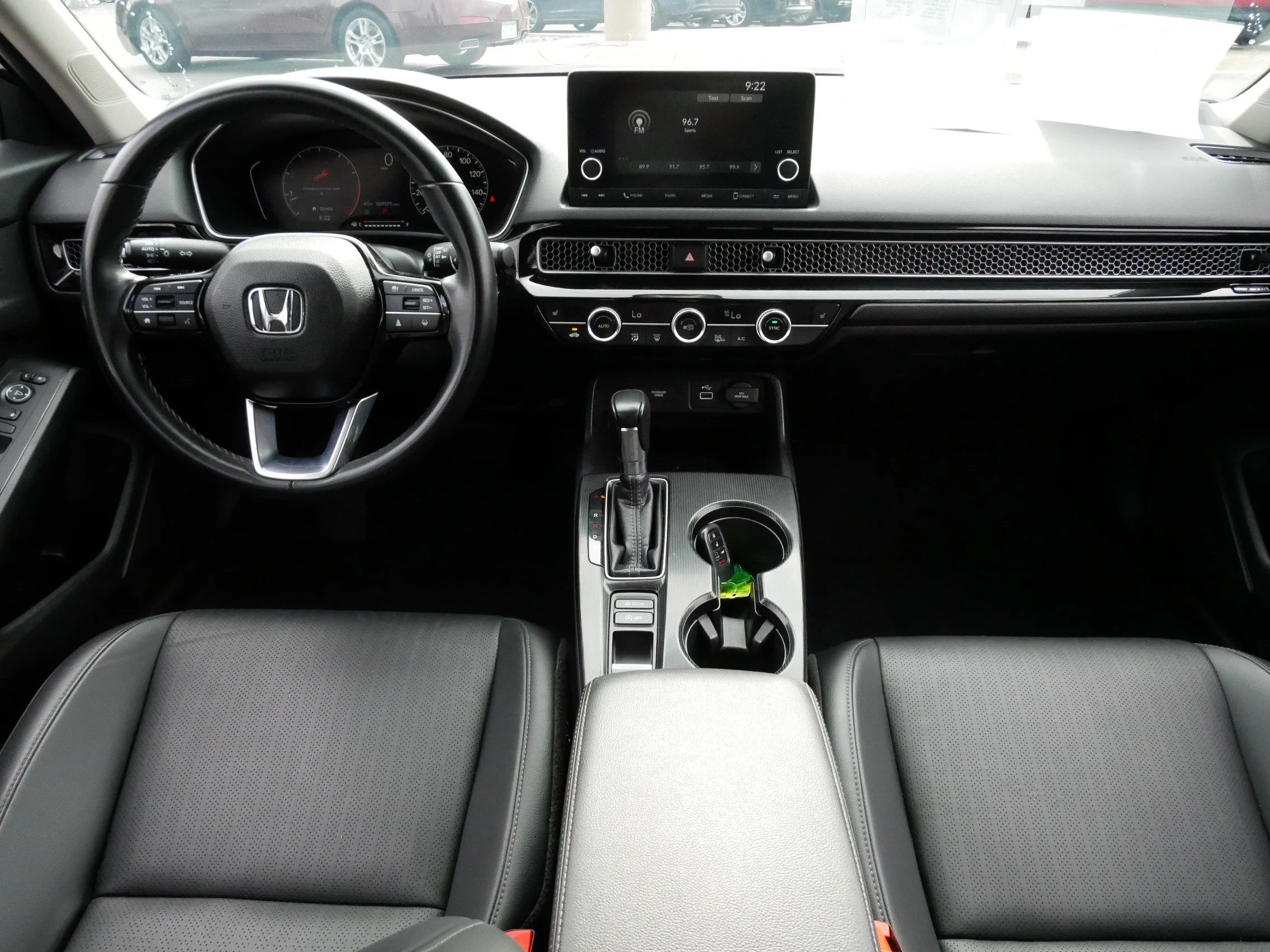 Used 2023 Crystal Black Pearl Honda EX-L image 10