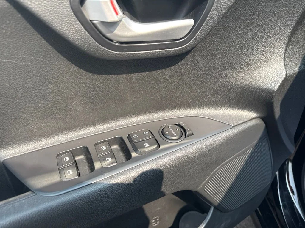 Used 2020 Black Kia LX image 12
