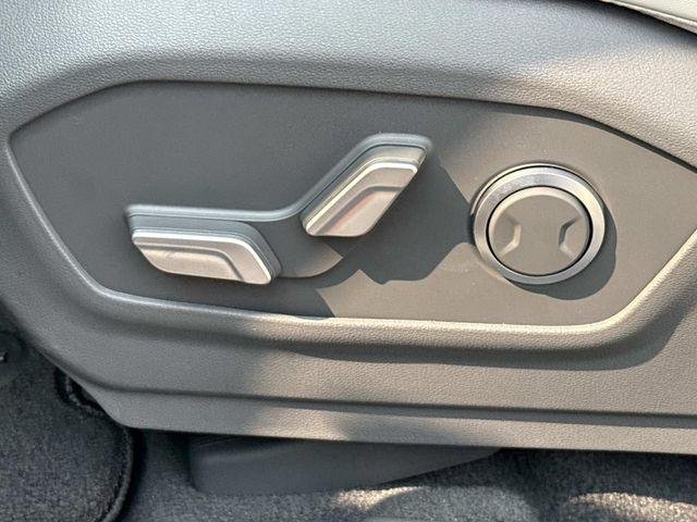 New 2026 Silver Hyundai SEL image 28