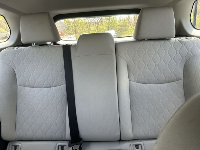 2022 Toyota Corolla Cross L - Photo 27