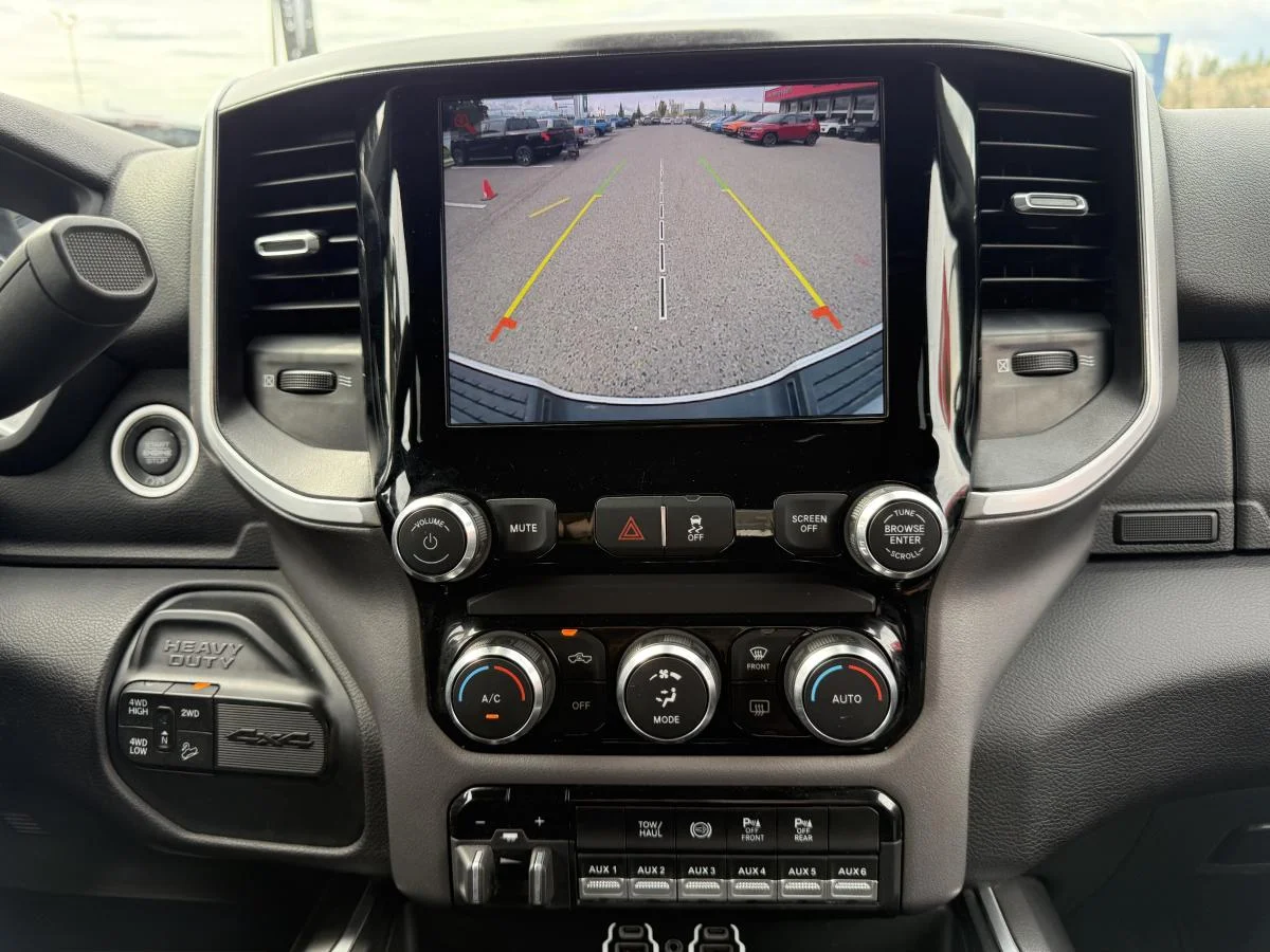 Used 2023 White RAM Big Horn image 25