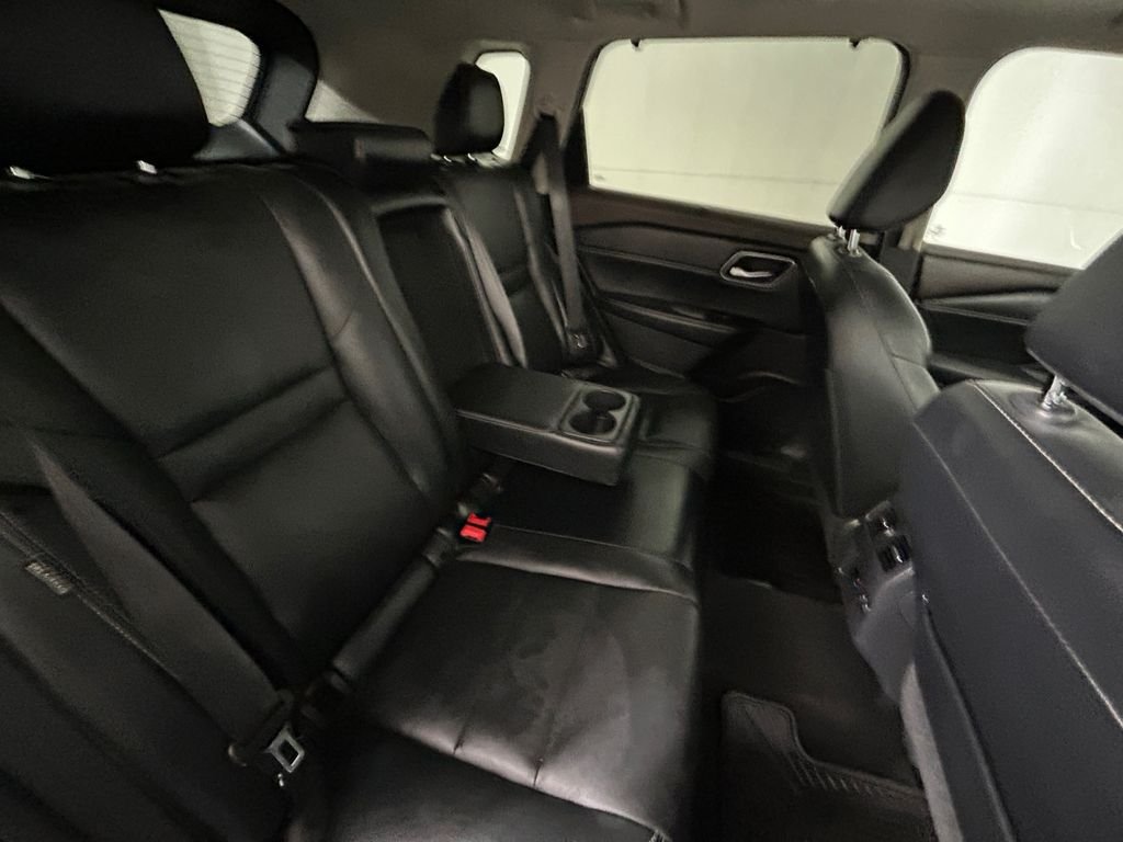 Used 2021 Gray Nissan SL image 17