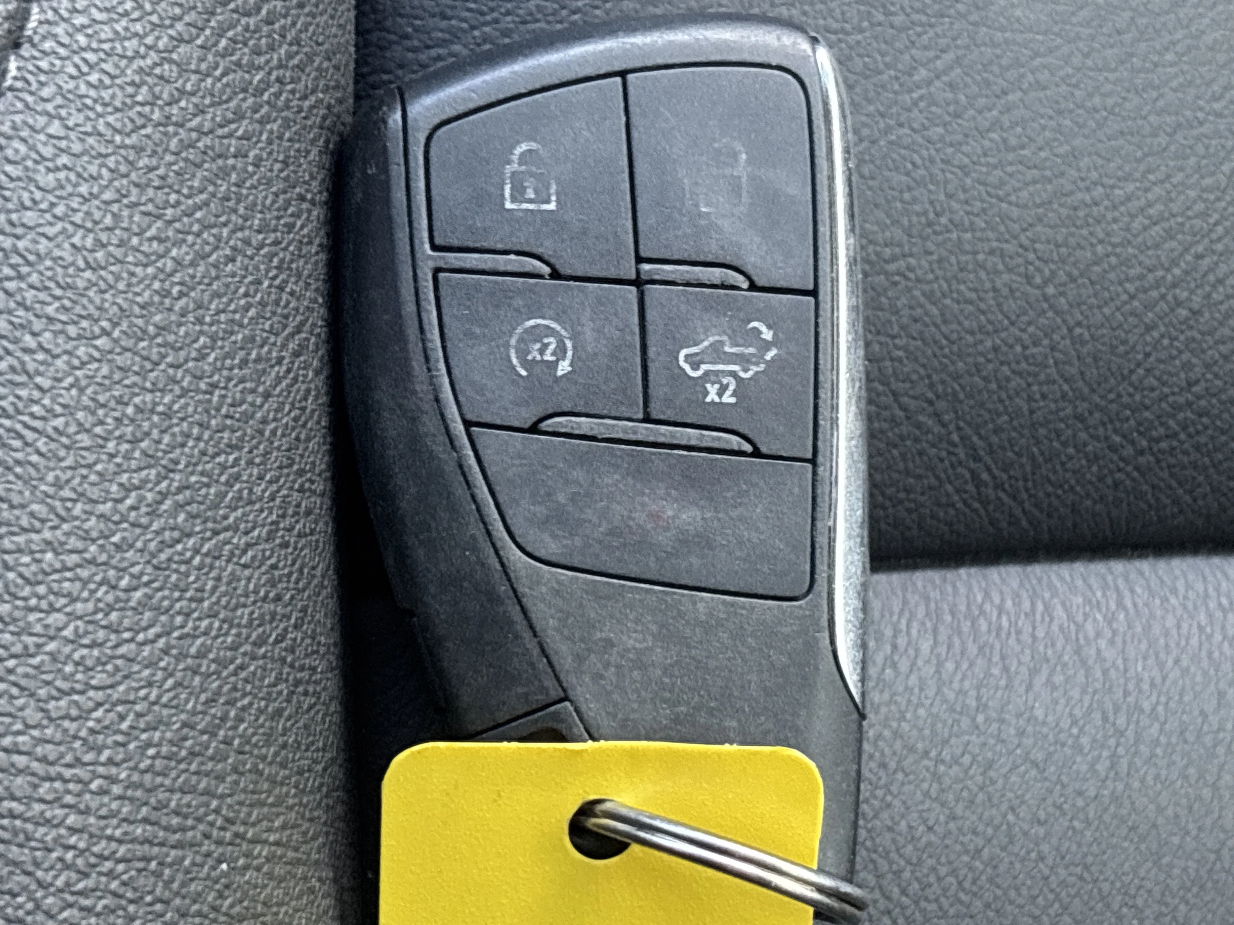 Used 2025 Summit White Chevrolet LT Trail Boss image 46