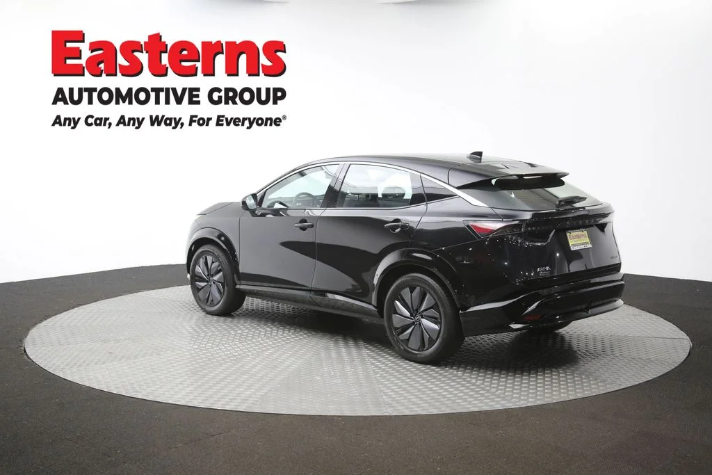 Used 2023 Black Nissan ENGAGE image 64