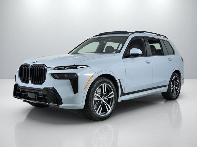 2027 BMW X7
